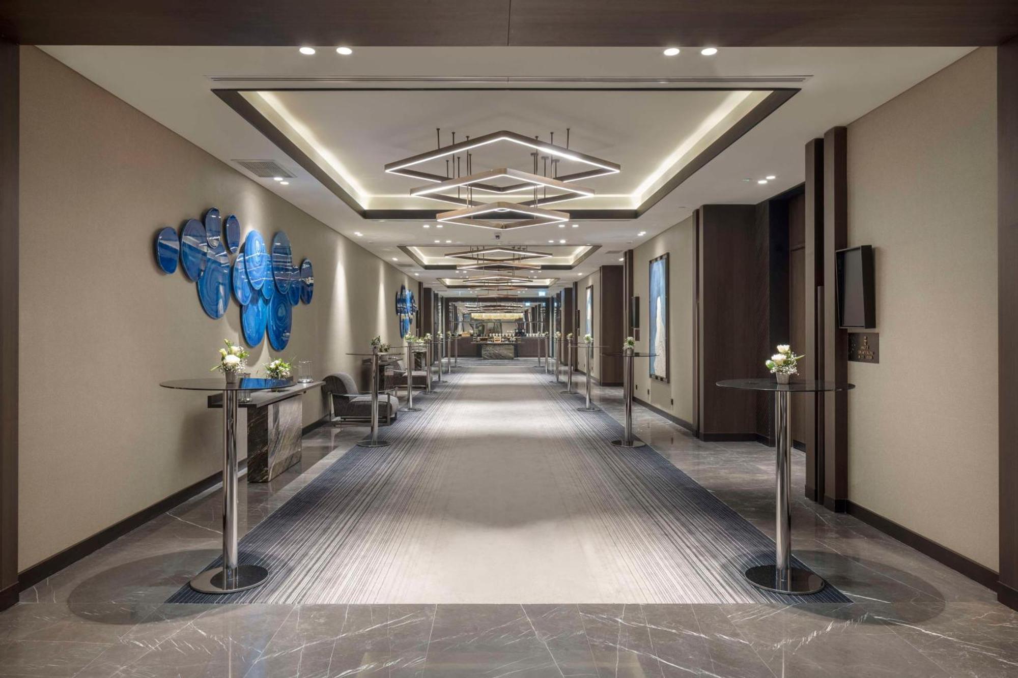 Hotel Doubletree By Hilton Sanlıurfa Exterior foto